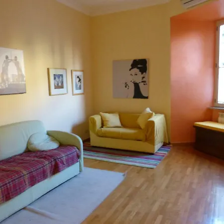 アパート Lugiadra